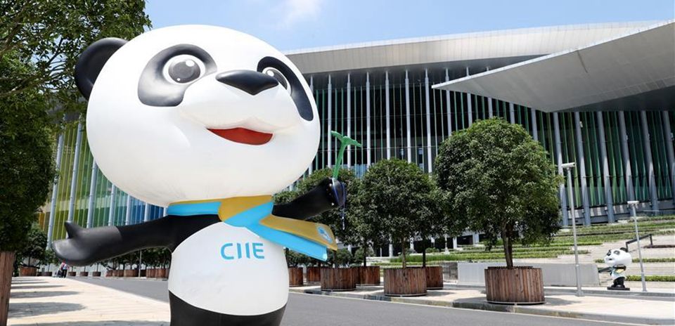 第二屆進口博搭建進行中，普朗展覽進入現(xiàn)場助力展會！