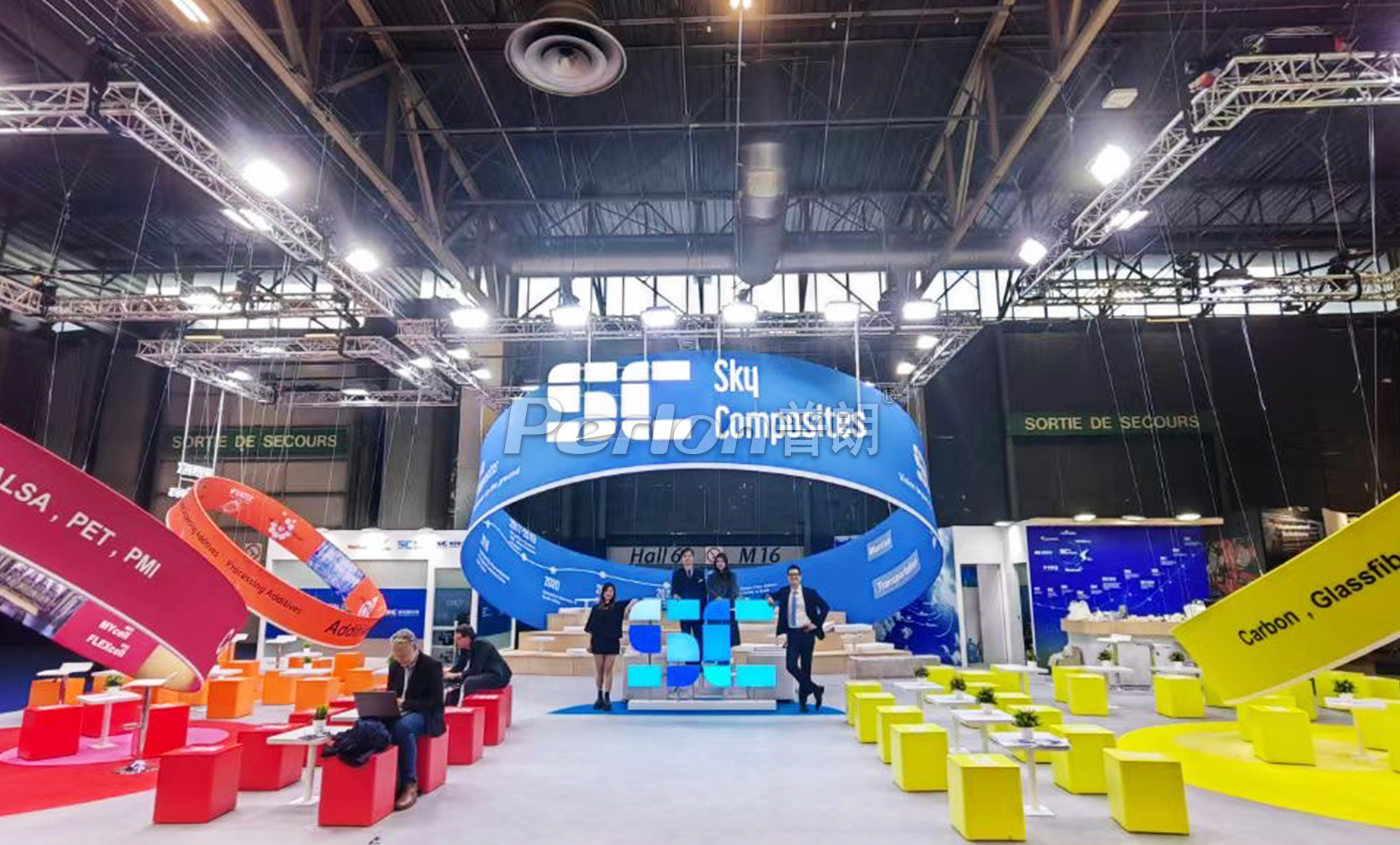 1744162667109389.jpg 綠色展臺.jpg