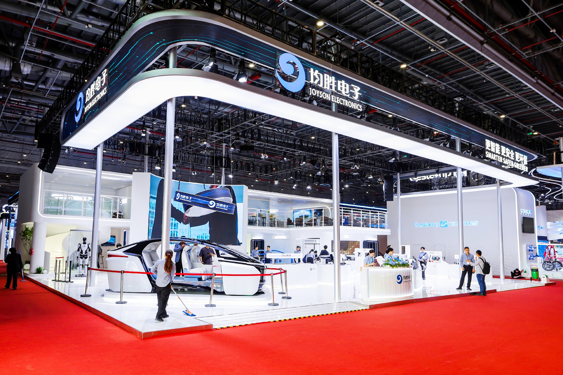 1746768214128261.jpg 上海車展.jpg